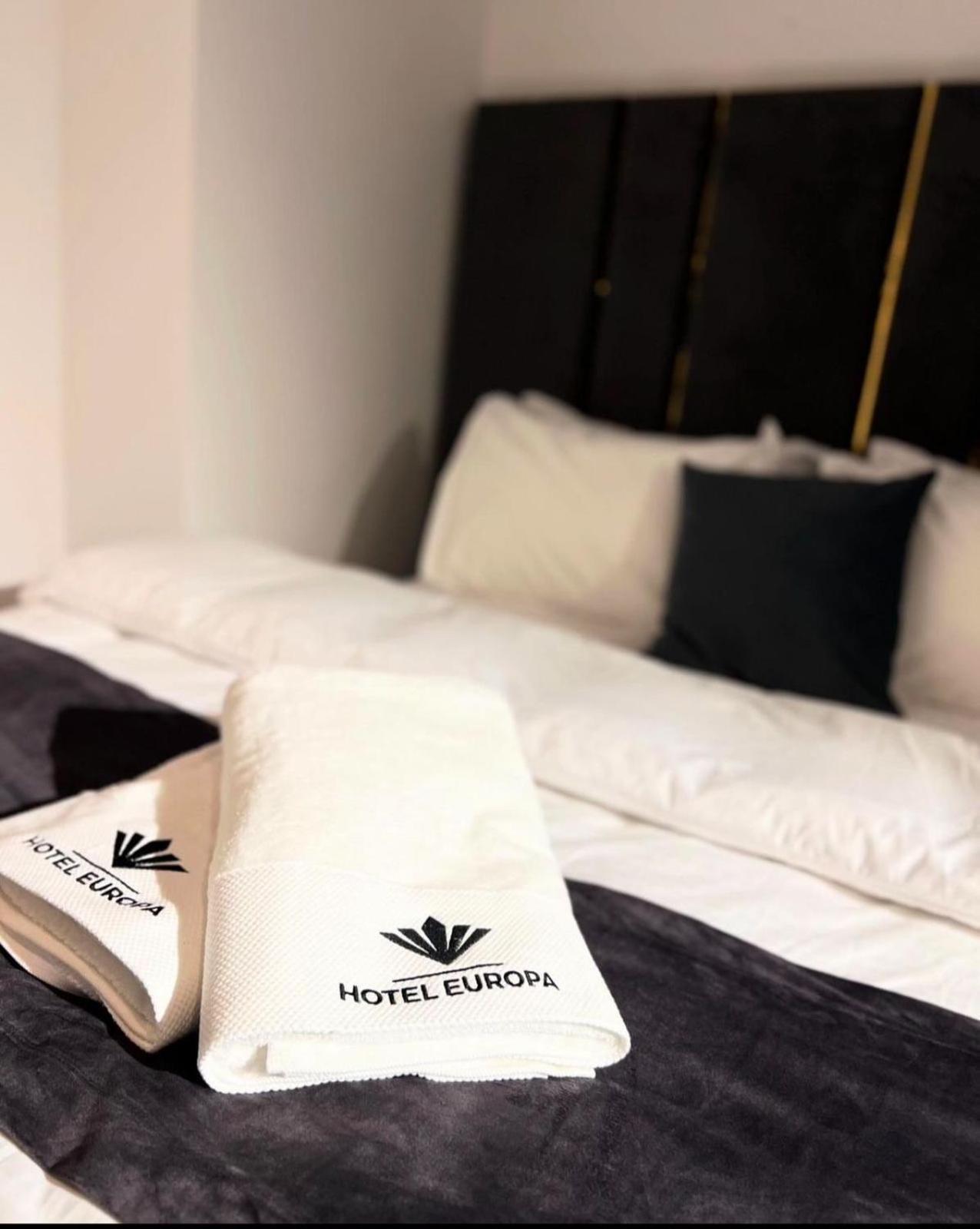 Hotel Europa Prishtina Приштина Экстерьер фото