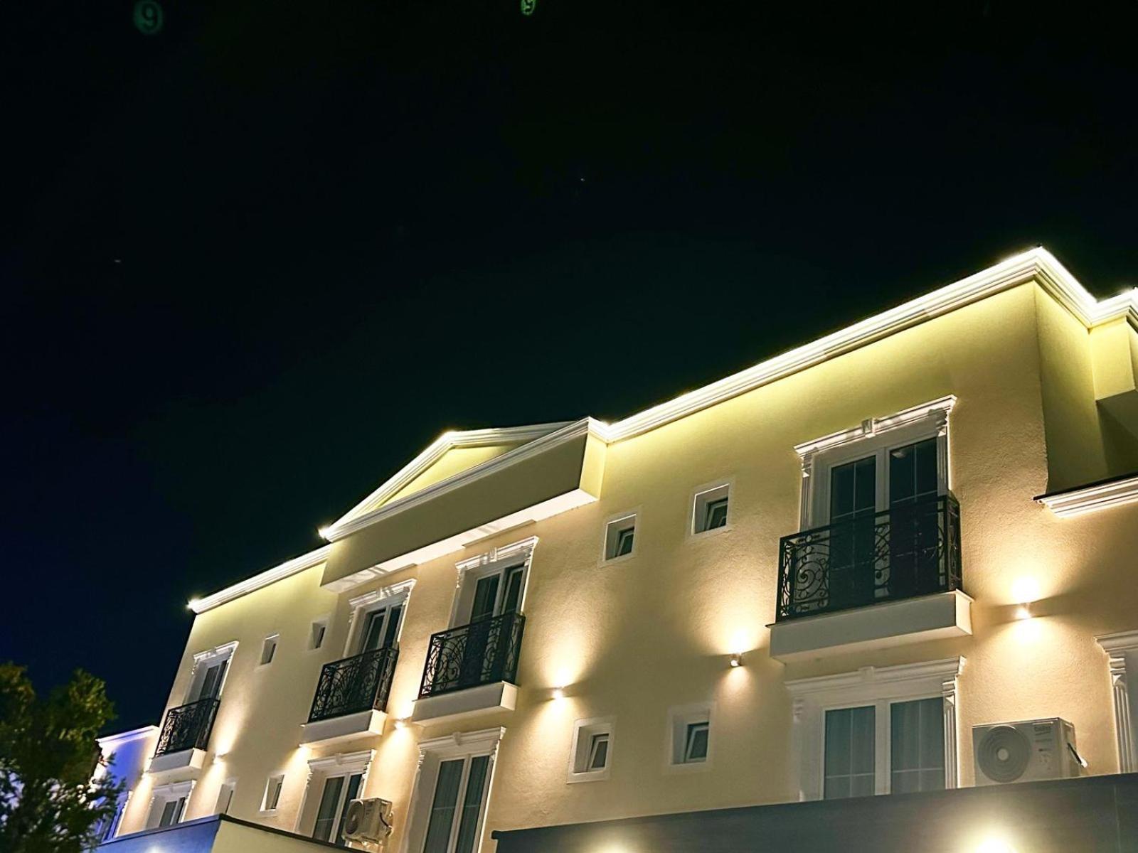 Hotel Europa Prishtina Приштина Экстерьер фото
